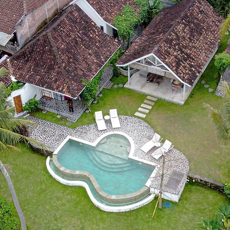 Sunmoonstarvillas Yogyakarta Jarakan Екстериор снимка