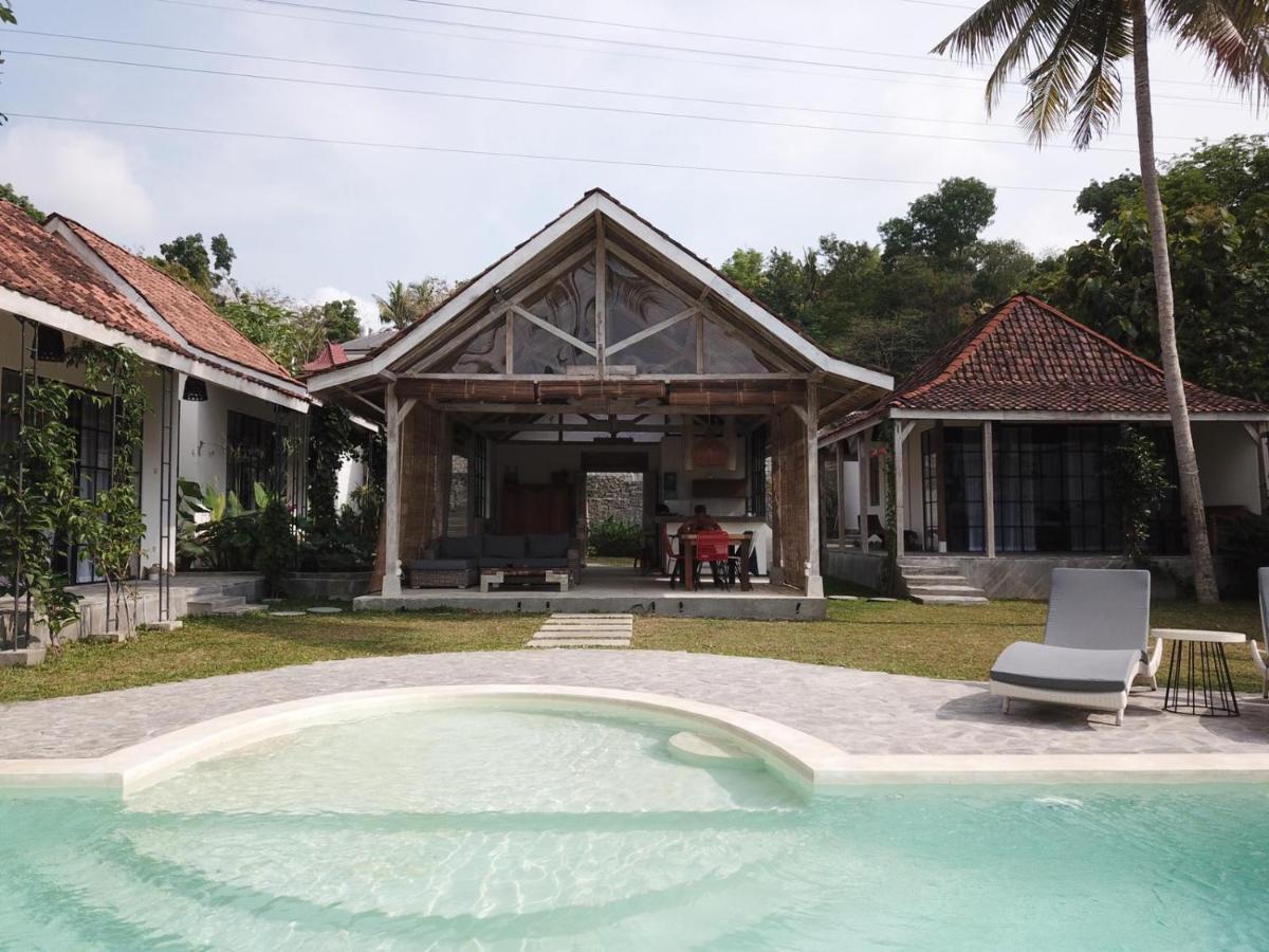Sunmoonstarvillas Yogyakarta Jarakan Екстериор снимка