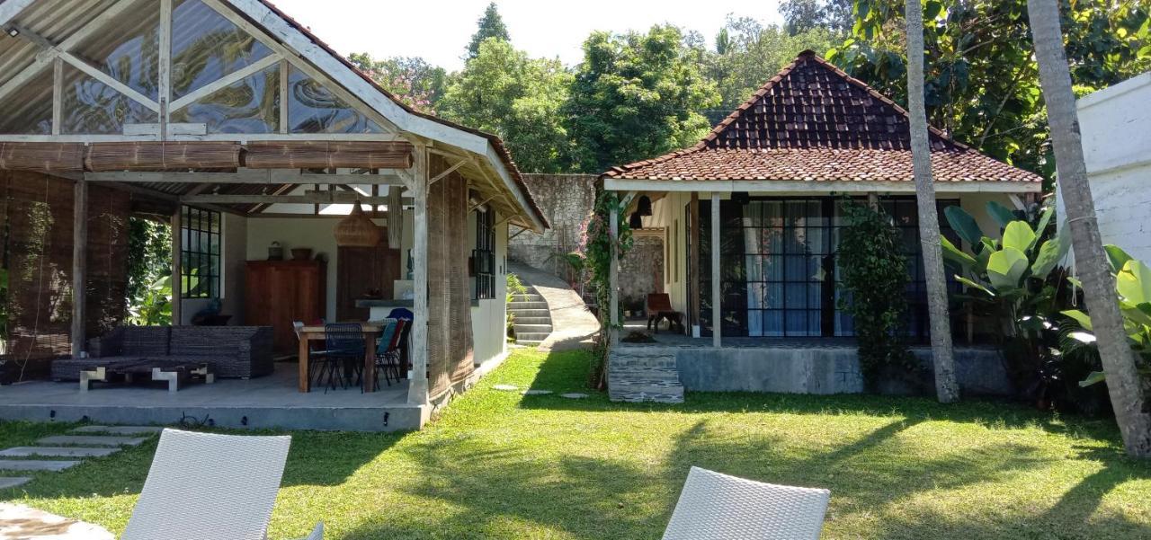 Sunmoonstarvillas Yogyakarta Jarakan Екстериор снимка