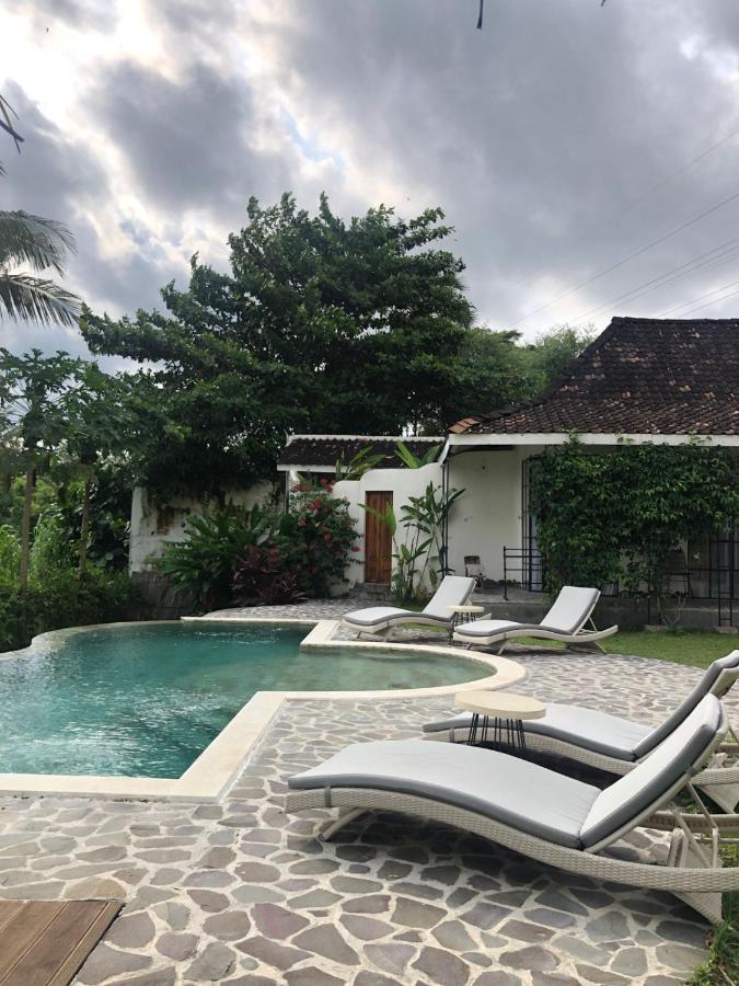 Sunmoonstarvillas Yogyakarta Jarakan Екстериор снимка