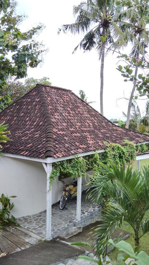Sunmoonstarvillas Yogyakarta Jarakan Екстериор снимка