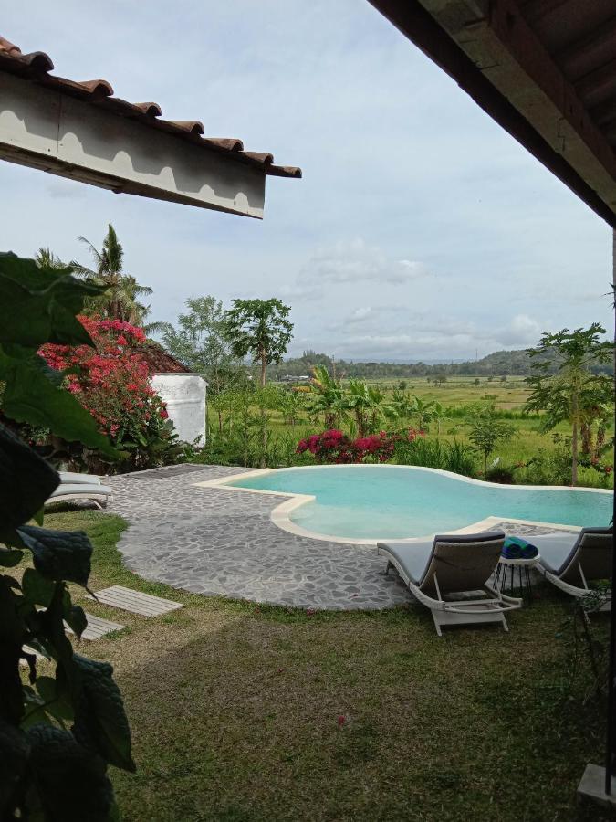 Sunmoonstarvillas Yogyakarta Jarakan Екстериор снимка