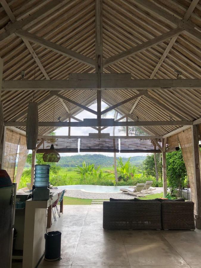 Sunmoonstarvillas Yogyakarta Jarakan Екстериор снимка