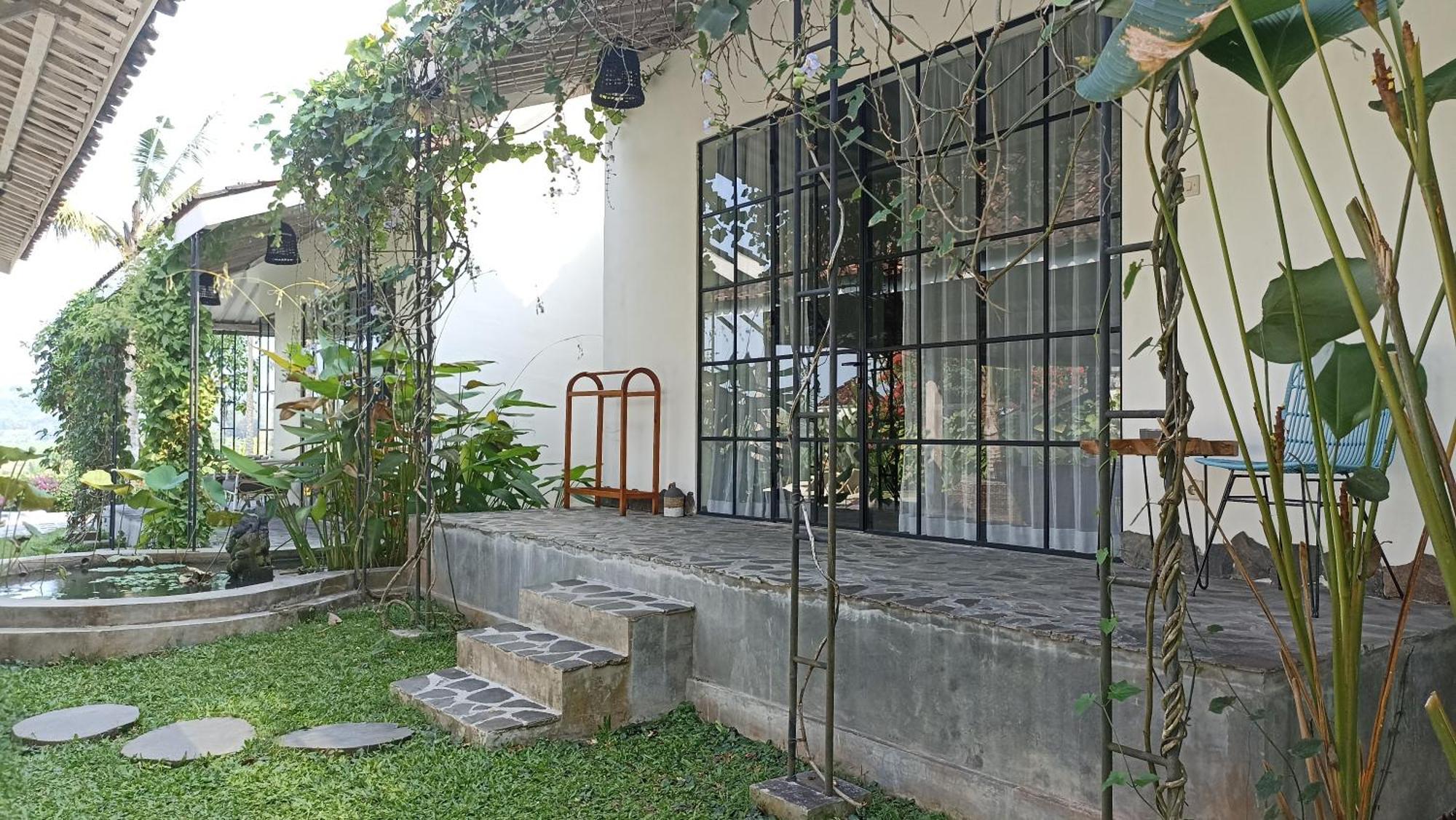 Sunmoonstarvillas Yogyakarta Jarakan Екстериор снимка